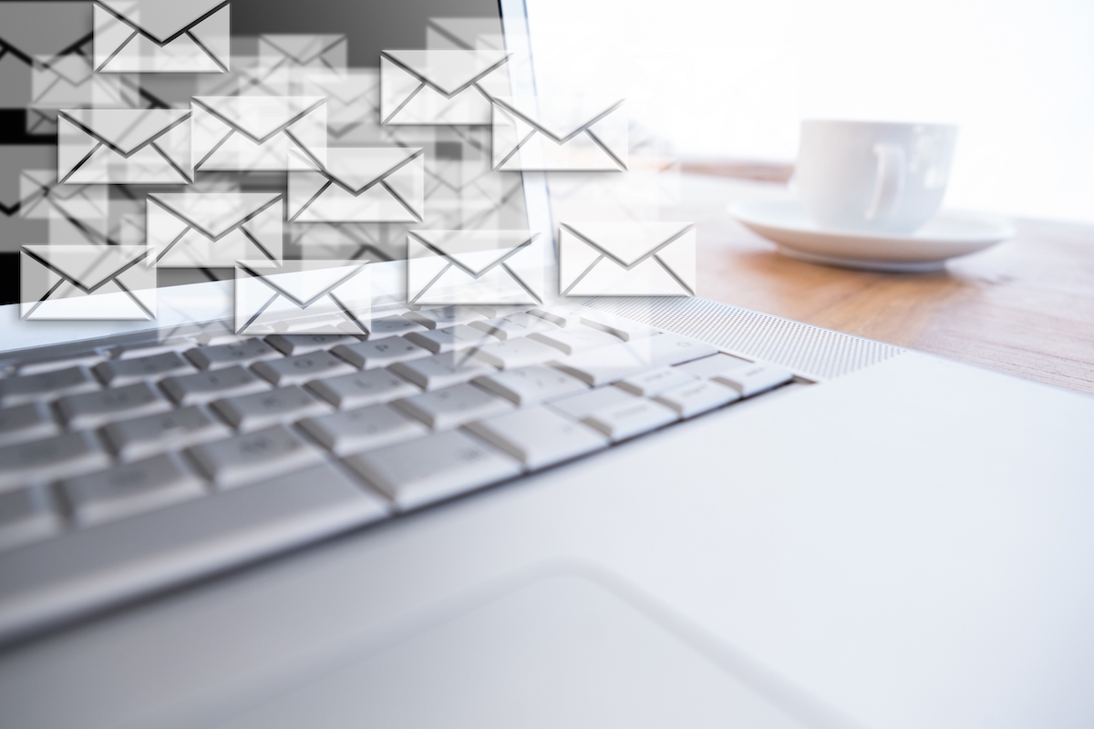 Hogyan lehet pár kattintással eldobható e-mail címünk?