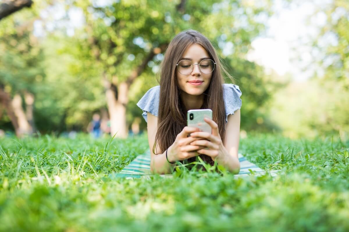 Mobiltelefonok és környezettudatosság: Zöld technológiák